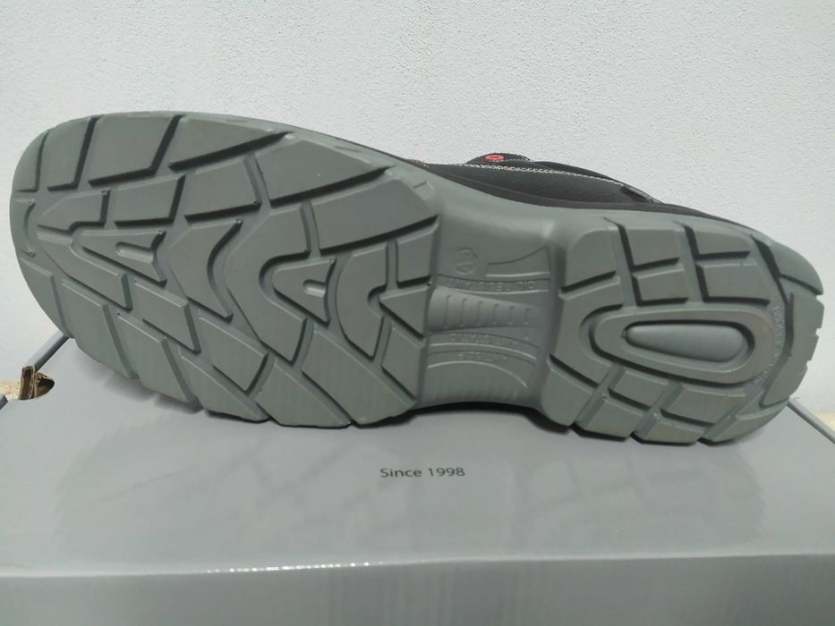 Работни обувки - Safety shoes - Rewelly Monro S3 SRC - 46