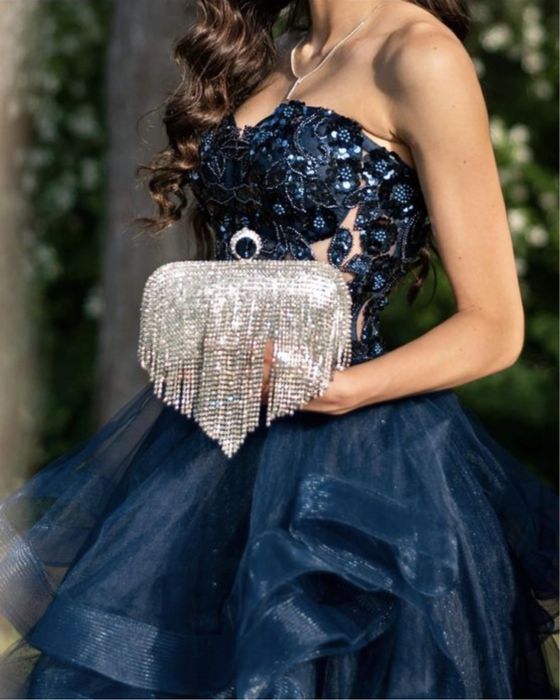 Бална рокля.