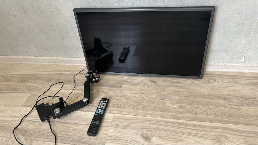 Телевизор сатылады!!!LG 32LH590U