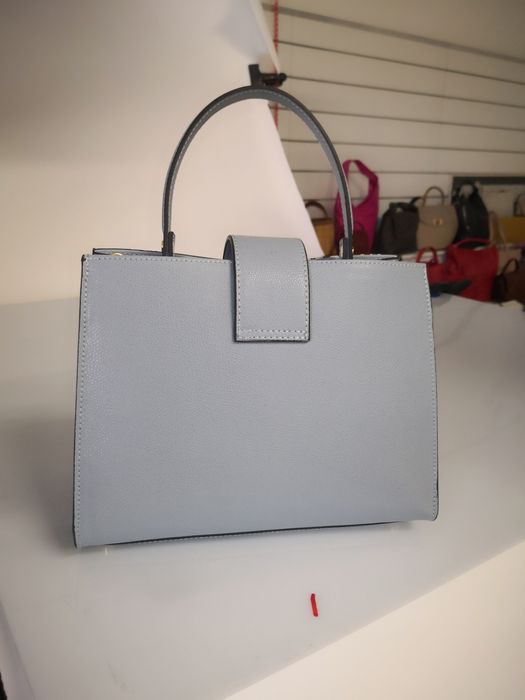 Vând Genti 100% Piele - Made in Italy -model afacere la cheie