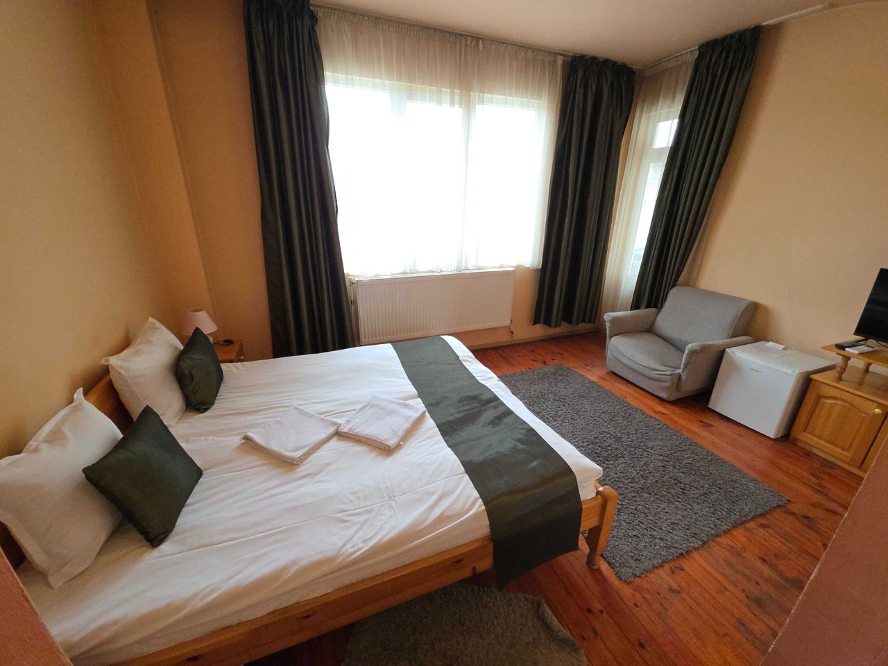 Продава се Заведение в Велинград - 521 кв.м за 1046 €/кв.м - Снимка #7