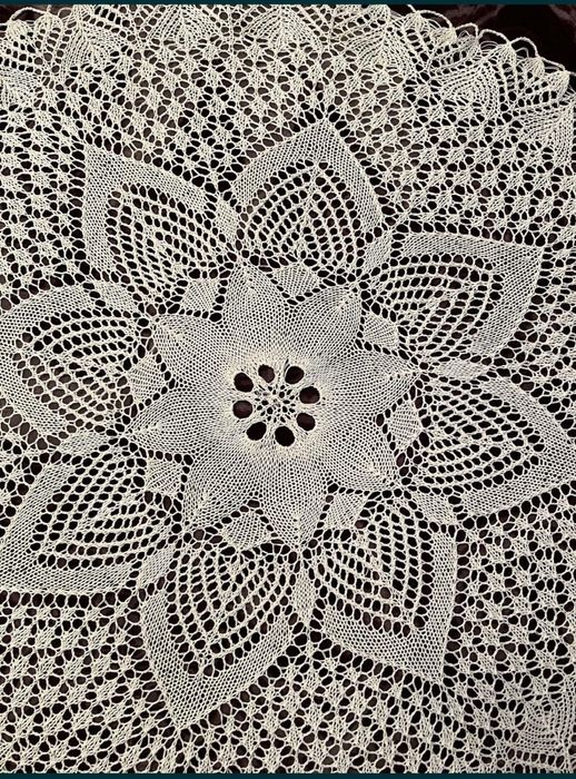 Set Mileuri fata de masa macrame lanseta