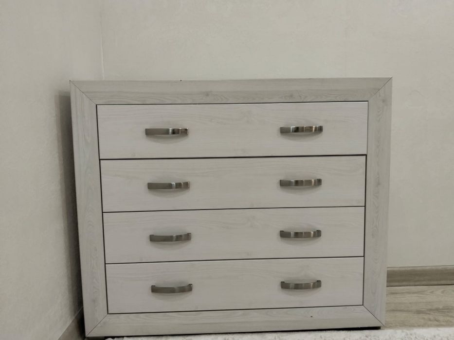 Продам комод в отл состоянии