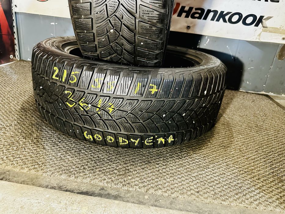 215/55 R17 98V XL - Goodyear Ultra Grip Performance M+S Oferta