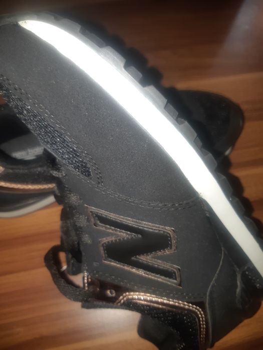 Adidași New Balance