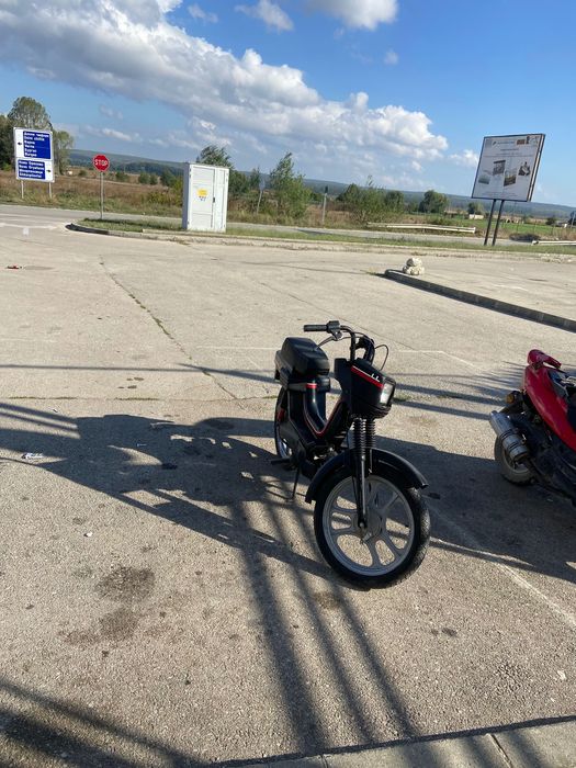 Продава се 50цц пращтам клип как работи