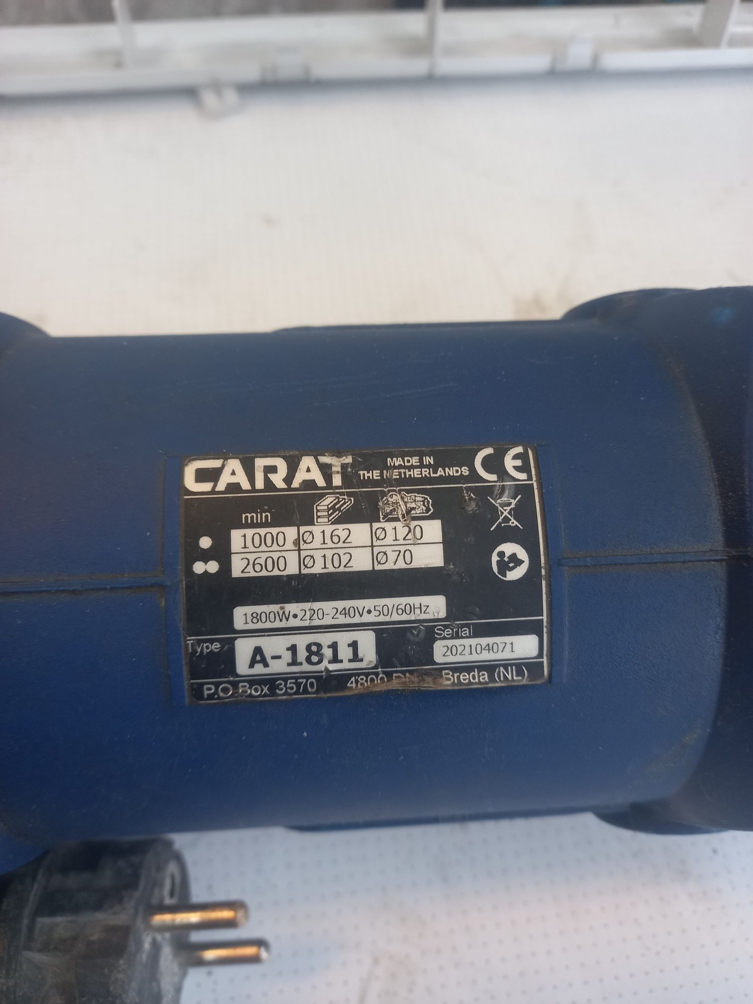 Диамантено пробивна машина CARAT