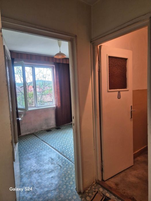 Apartament in bloc R5 etaj 2 Alesd 4 camere