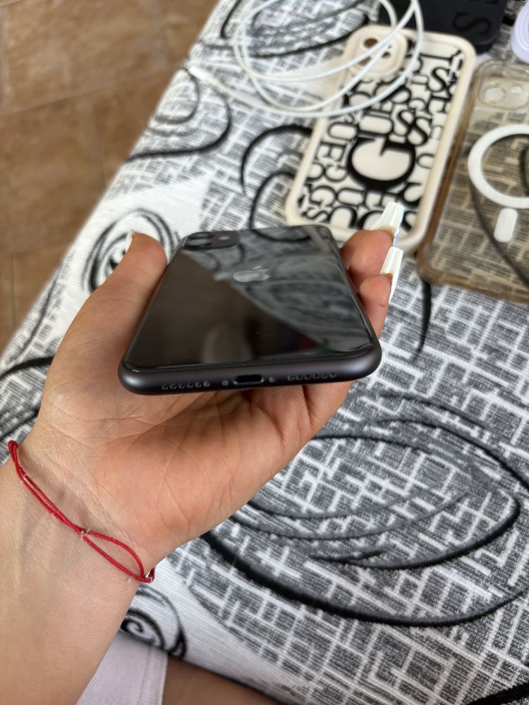 Iphone 11 с гаранция