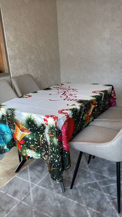 Новогодние скатерти в наличии
