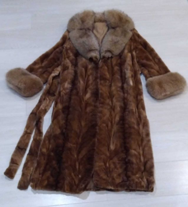 Норковая шуба Б/У