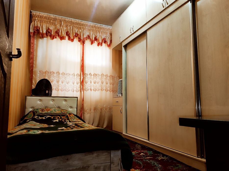 Продажа 2/5/5 на Юнусабад-18, 2 хонали сотилади