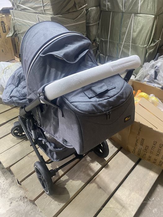 Продается прогулочная коляска распродажа