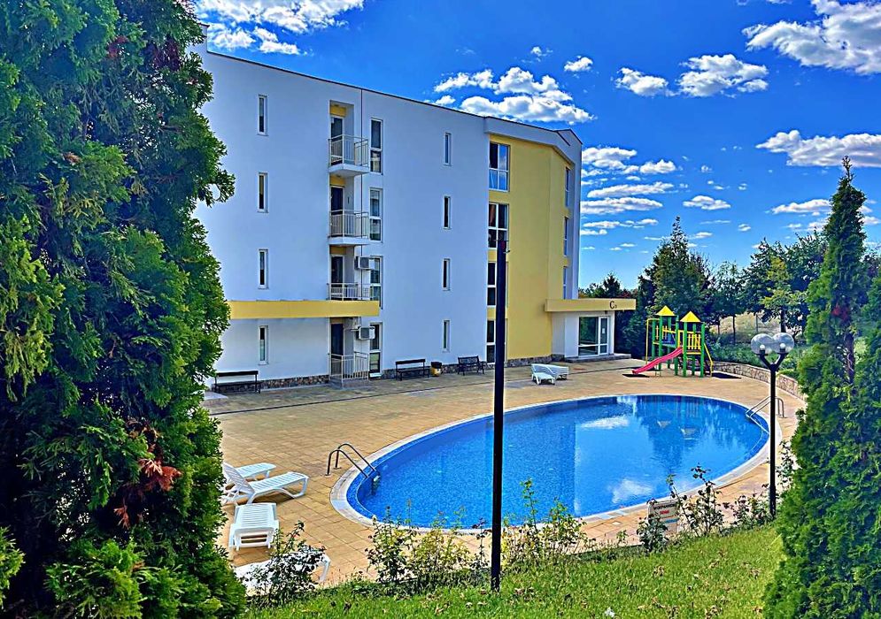 Просторно студио в Свети Влас с гледка море