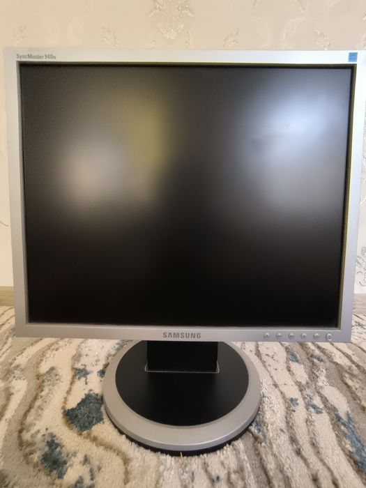 SyncMaster940n manitor sotiladi