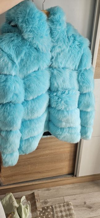 Страхотно чисто ново светло синьо/тюркоаз/палто
