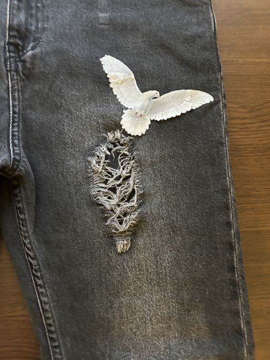 Blugi young rich white