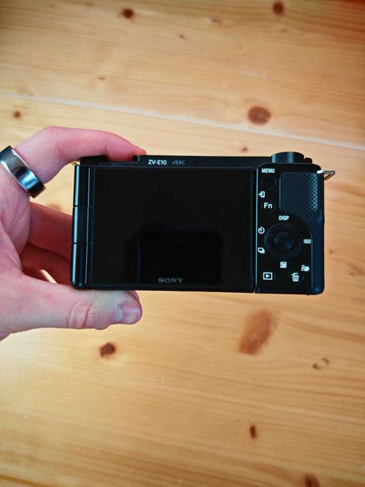 Body Sony ZV-E10 (Negru) - Impecabil