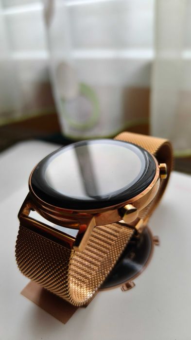 Смарт часовник Huawei Watch GT 2 42mm - Gold - отличен