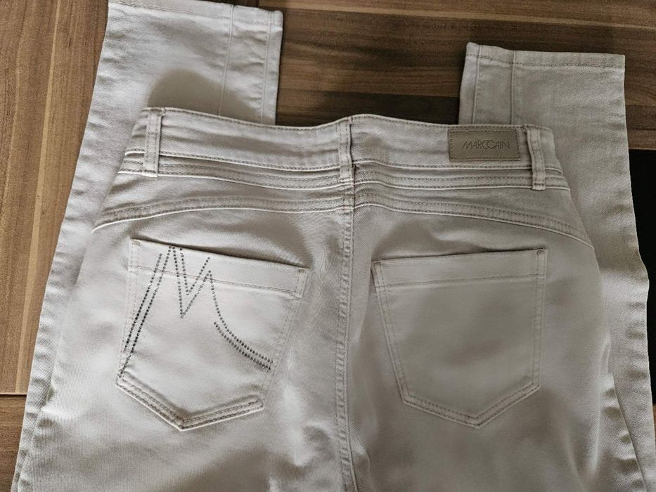 Нови дънки Marc Cain
