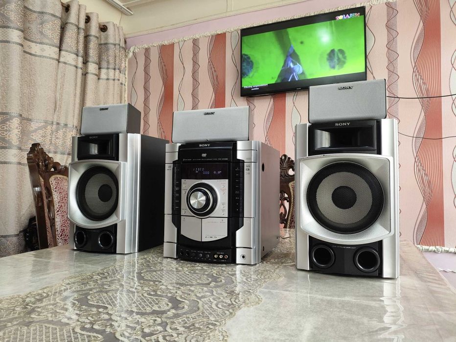 Sony 5.1 ideal holatda ovozi toza bassi zo‘r