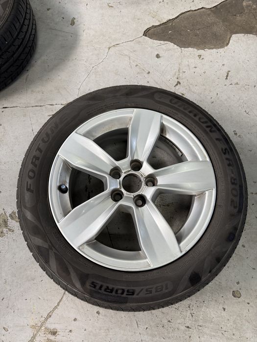 Set 4 roți complete 185/60 R15 – jante aluminiu + anvelope Fortune
