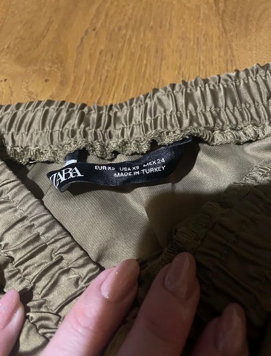 Fusta satin  Zara