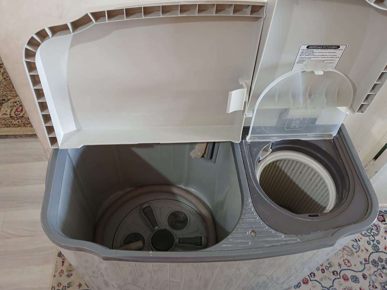 Срочно Продам Стиральную Машину Полуавтомат LG
Тип стиральной машины: