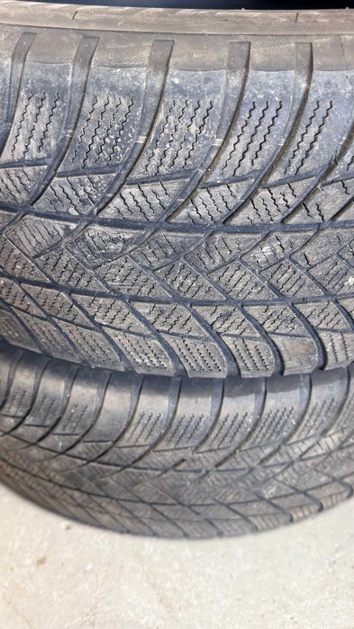 Anvelope iarna Bridgestone 225/60 R17 LM005 DOT 2021 set 2 buc