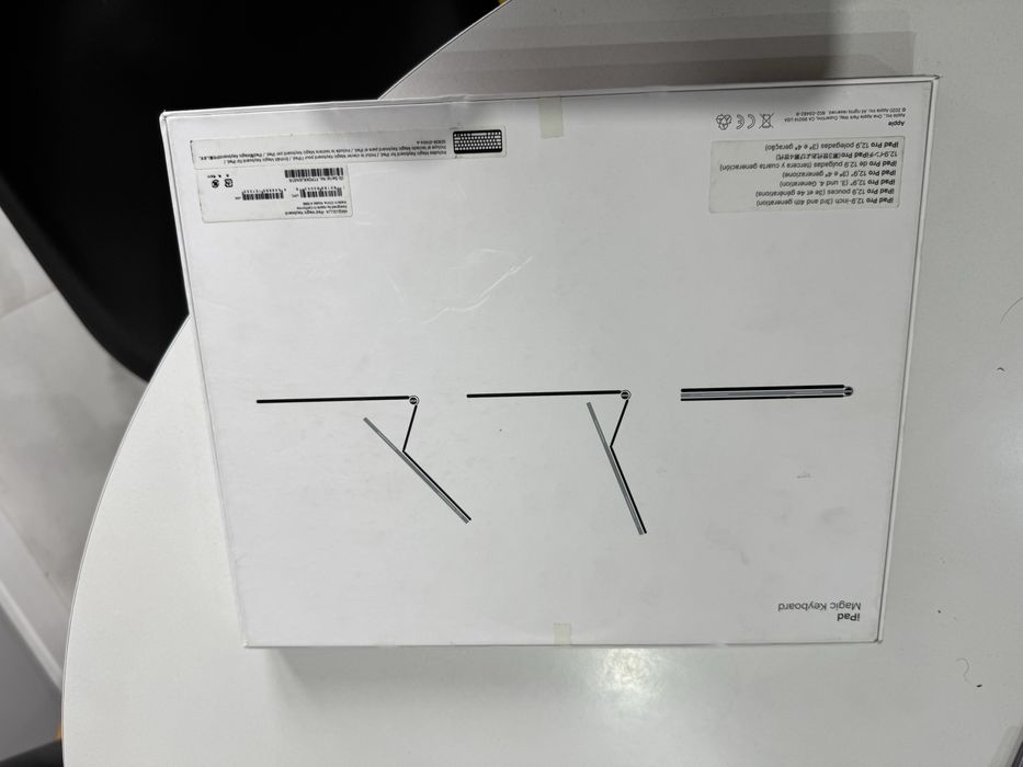 Оригинал чехол клавиатура Ipad 12,9