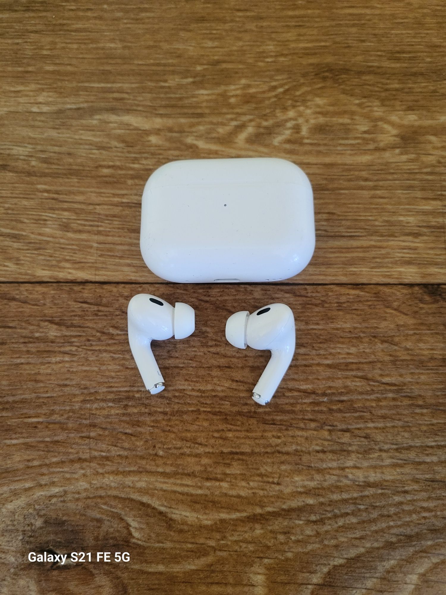 Продавам AirPods Pro 2nd