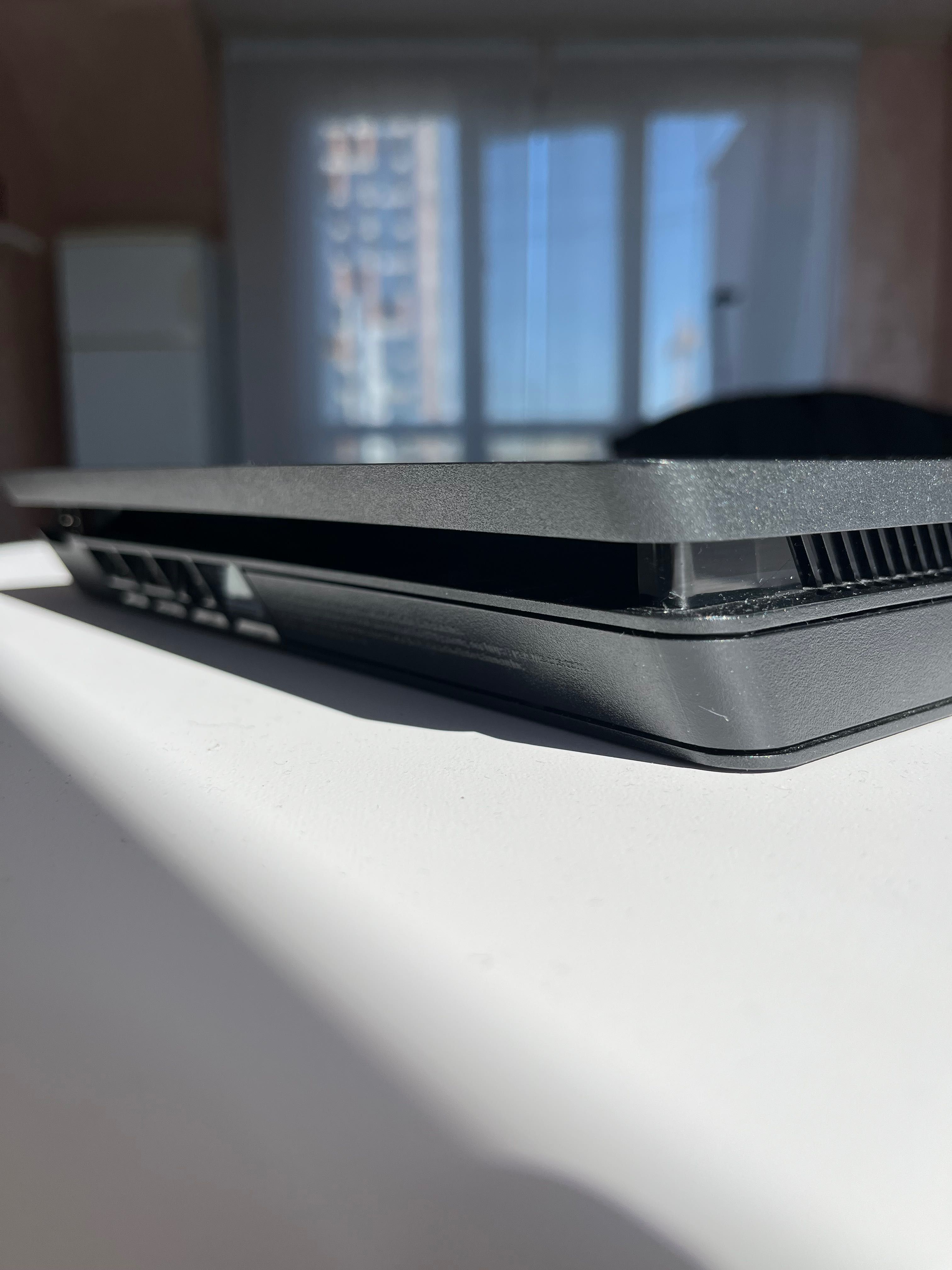 PlayStation 4 Slim 500GB