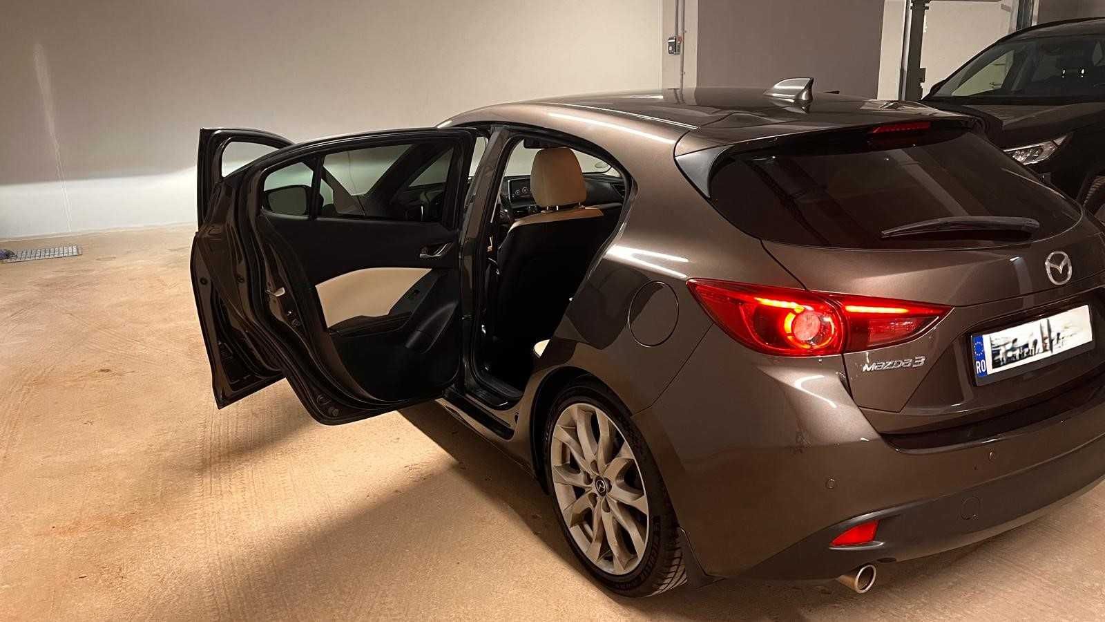 Mazda 3 SKYACTIV-D cutie automata diesel 150CP echipare Sports-Line