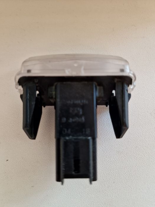 Lampa număr de înmatriculare pentru Peugeot 307