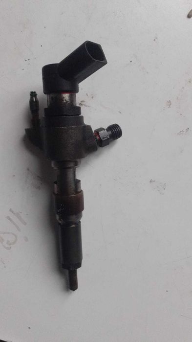 Injector Ford Focus 3 1.6 tdci cod 9802448680