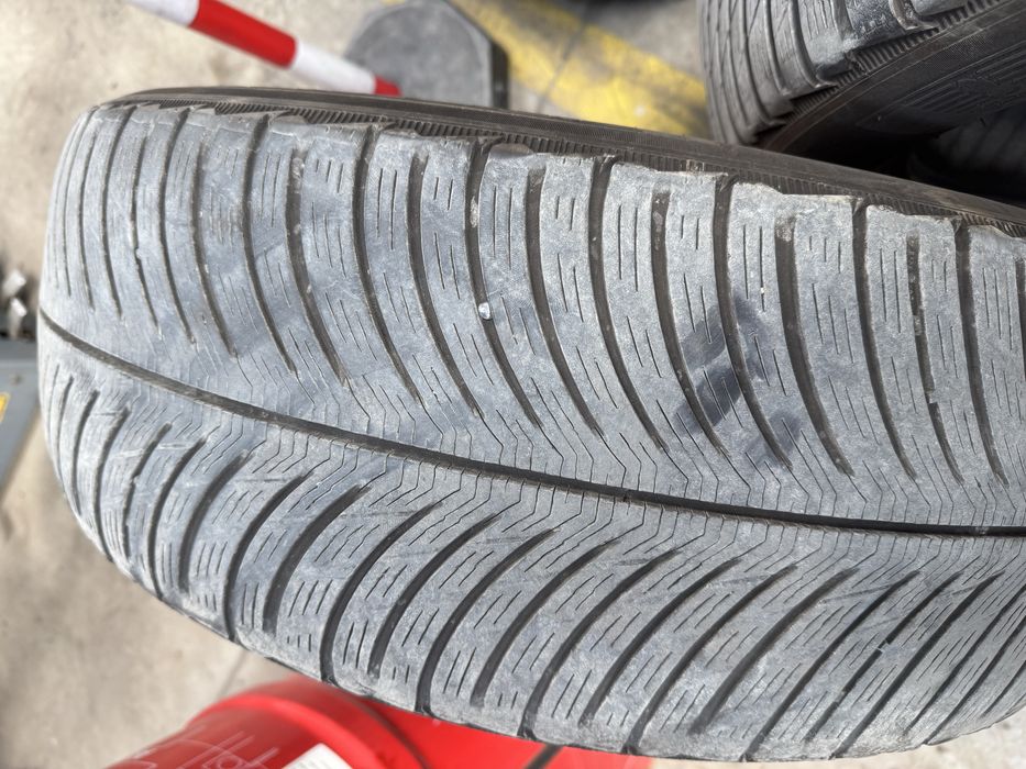 Anvelope michelin 235/55/19
