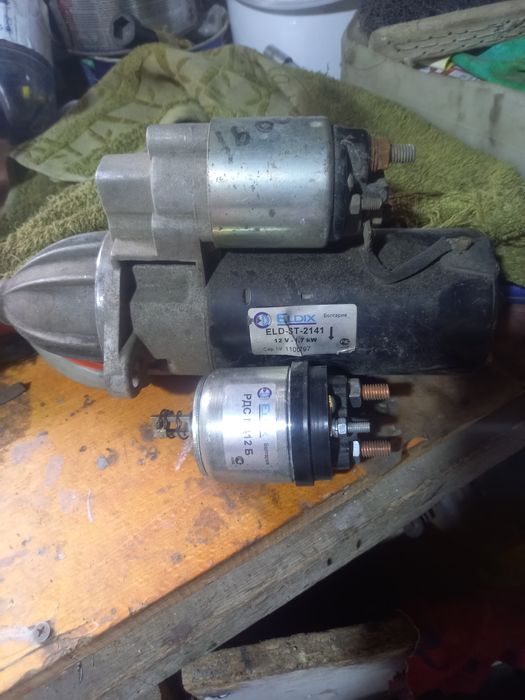 Продам.    Стартер.   На запчасти