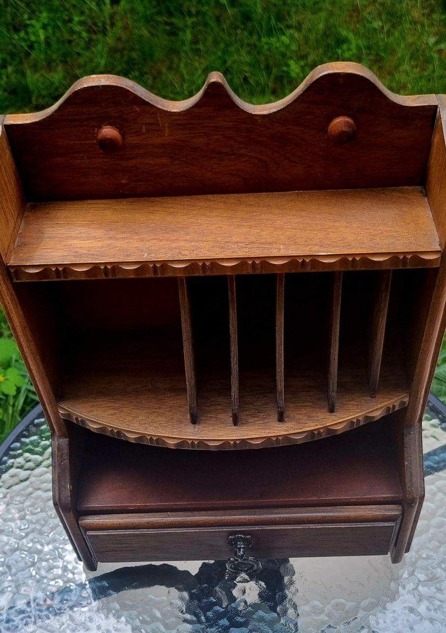 Dulăpior vintage / organizator