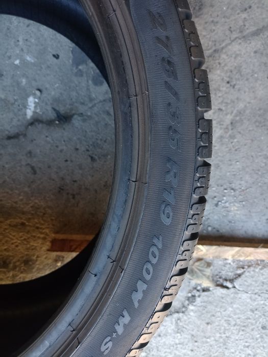 4 anvelope de iarna Pirelli 2x245/40 R19 dot 0122 2x275/35 R19 dot2519