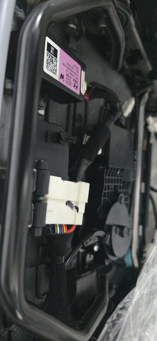 Bancheta Hyundai Santa Fe dupa 2020 -Piele perforată Maro/Incalzire