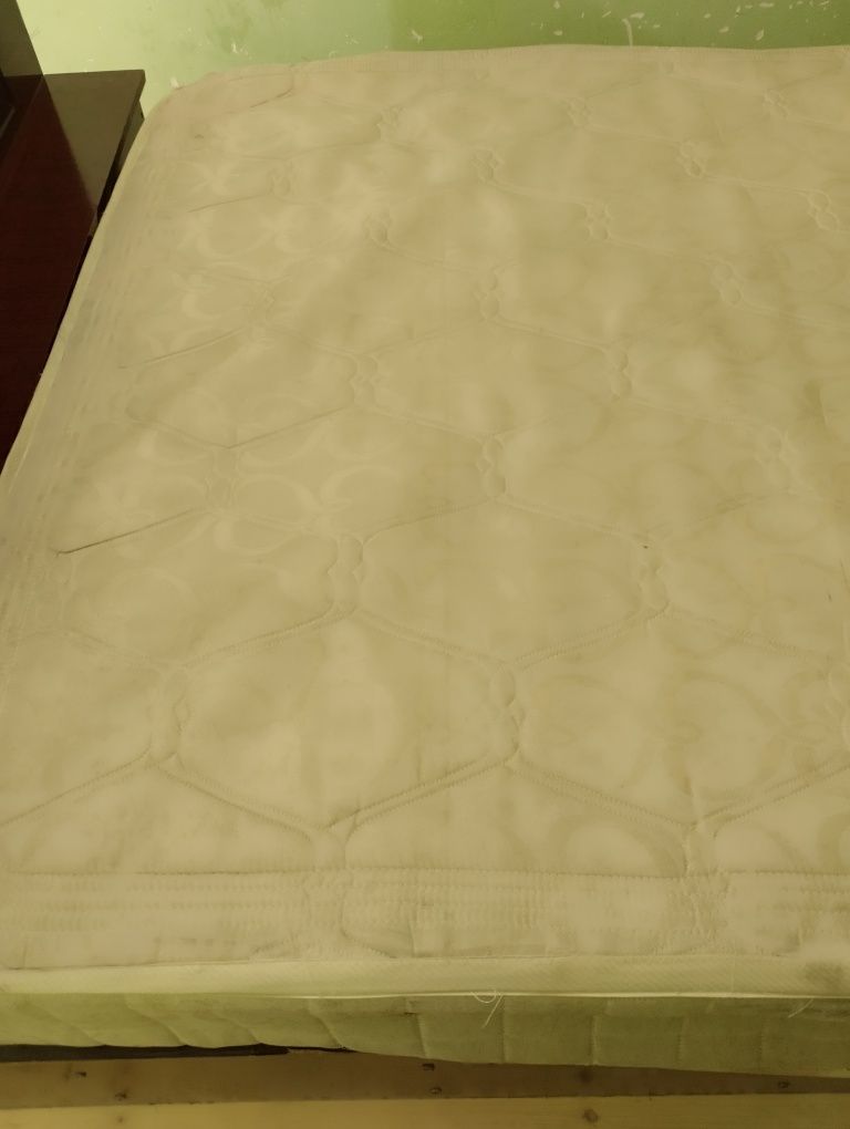 Spalniy uchun mebel