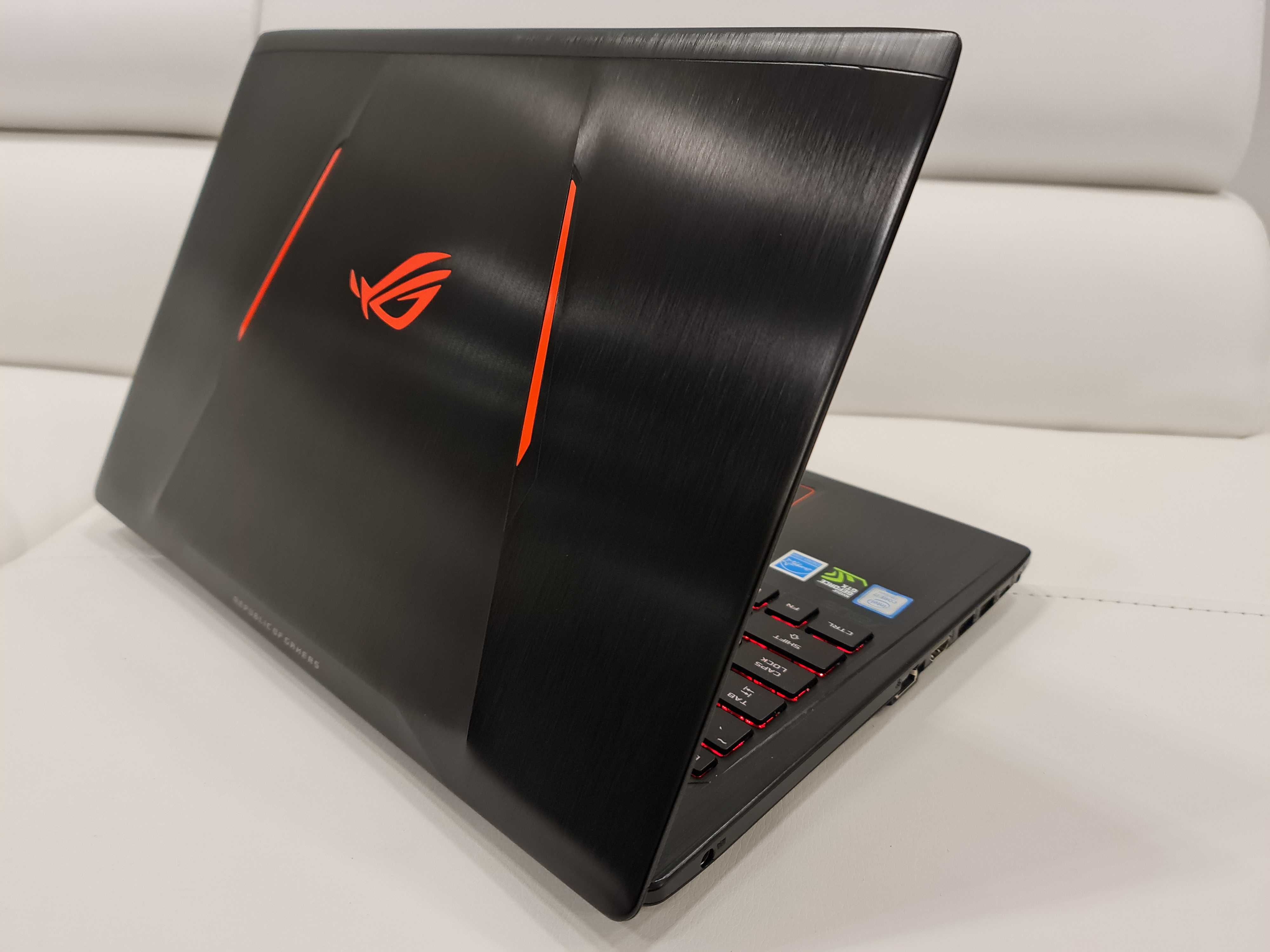Laptop Asus Rog Strix, intel core i7-quad-, video NVIDIA , 16 gb ram