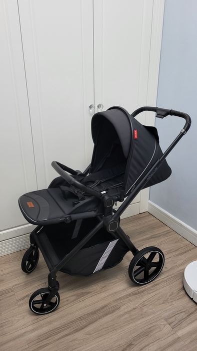 Прогулочная коляска маневренная