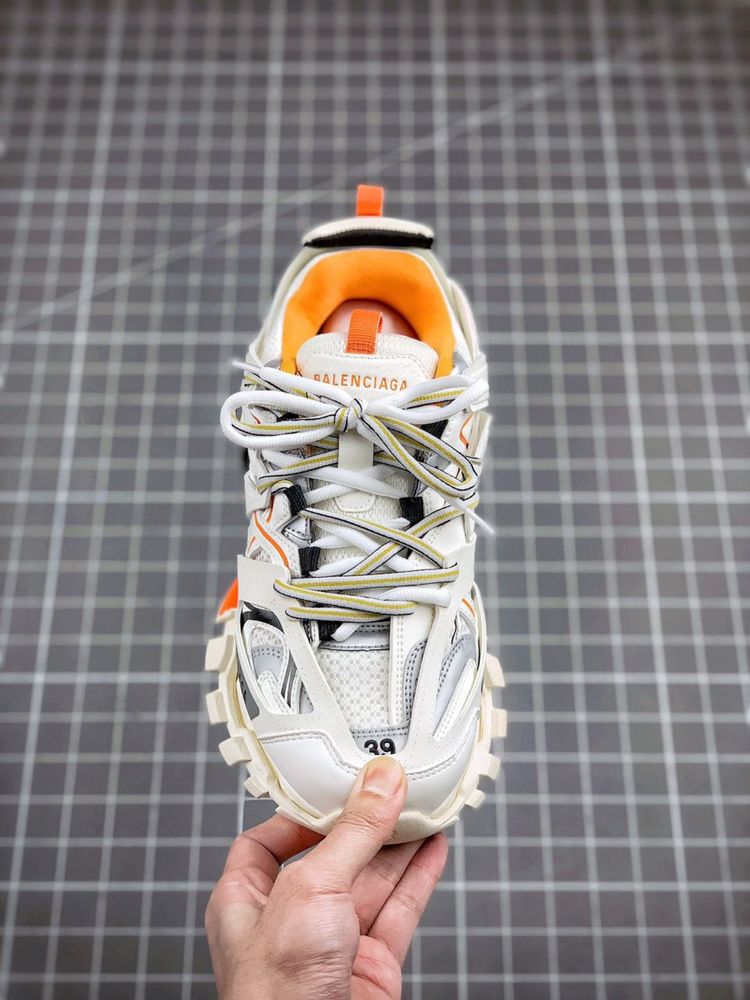 Balenciaga Track
