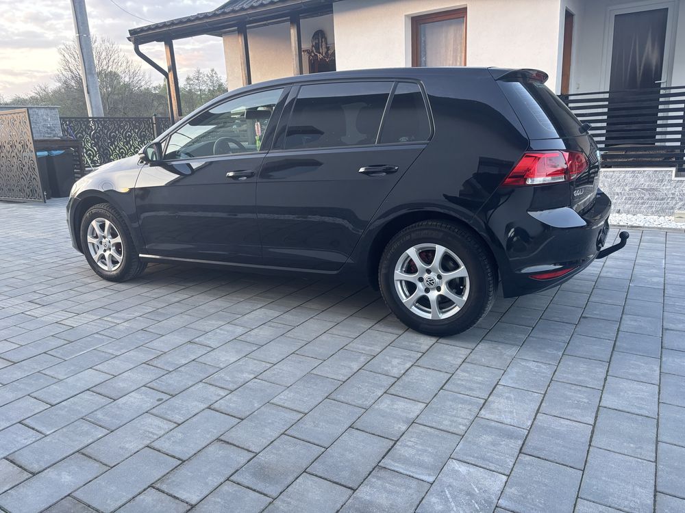 Vand golf 7 1.2 benzina 2013