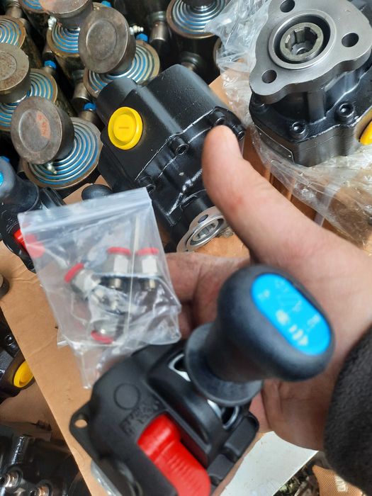 Iveco Man Daf Atego Scania Renault cilindru Frontal bascula hidraulic