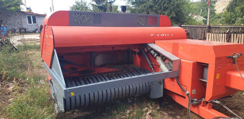 Presa  de balotat / Balotiera Maschio Pitagora L