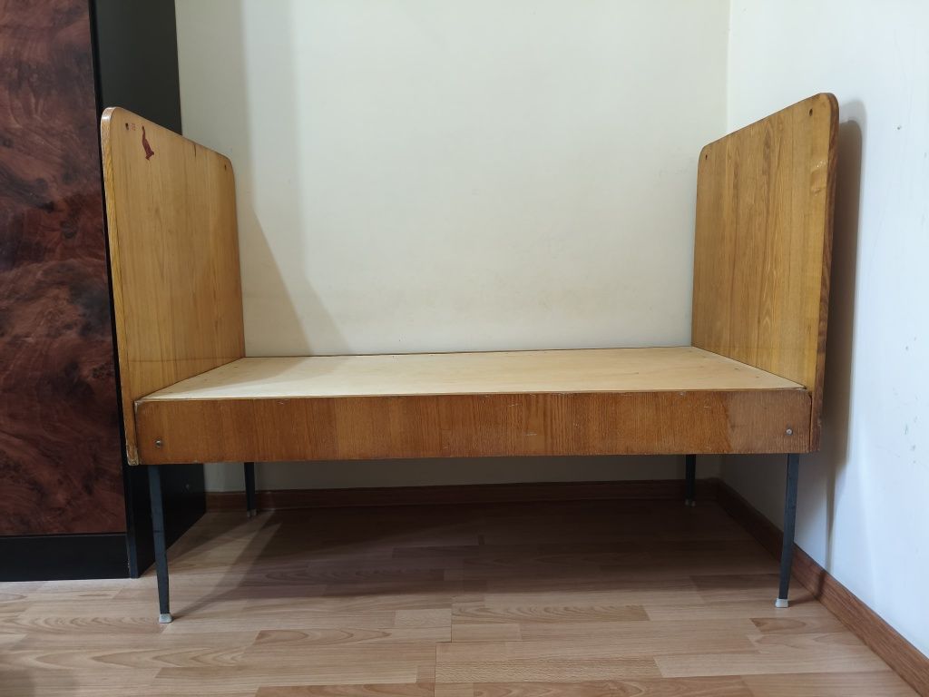 Продам советскую детскую кроватку