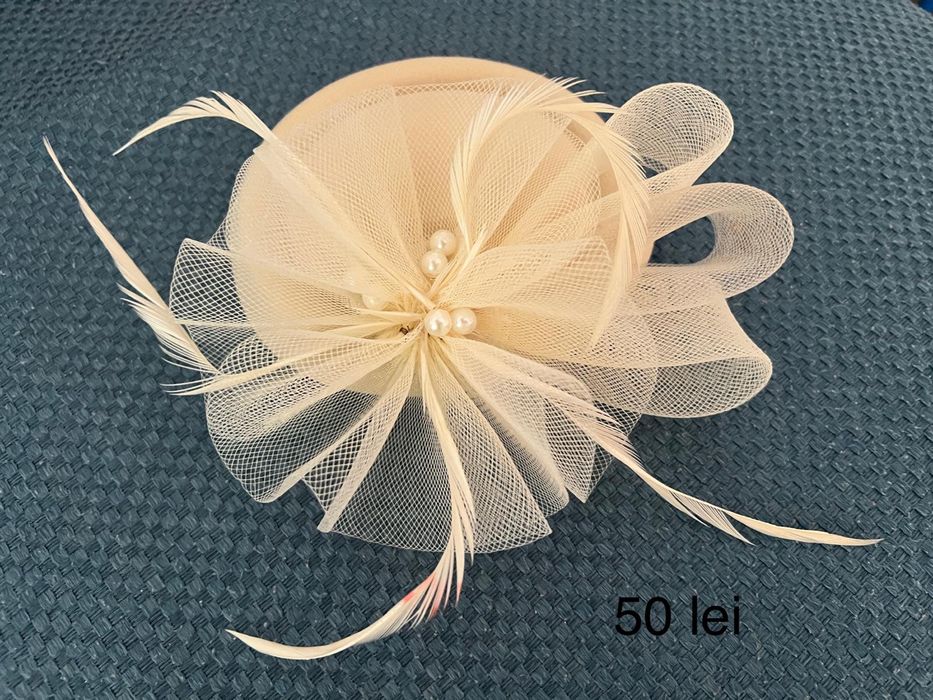 Toca albastra / bej / neagra / grena / alba - diverse modele