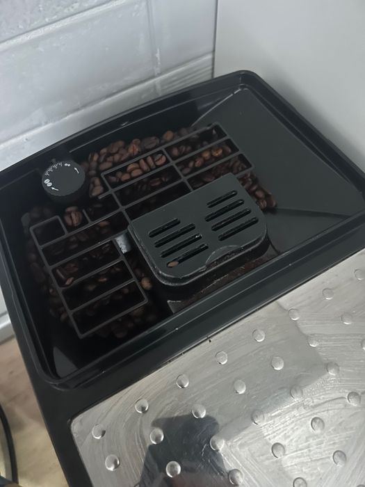 Expressor automat De’Longhi Magnifica S